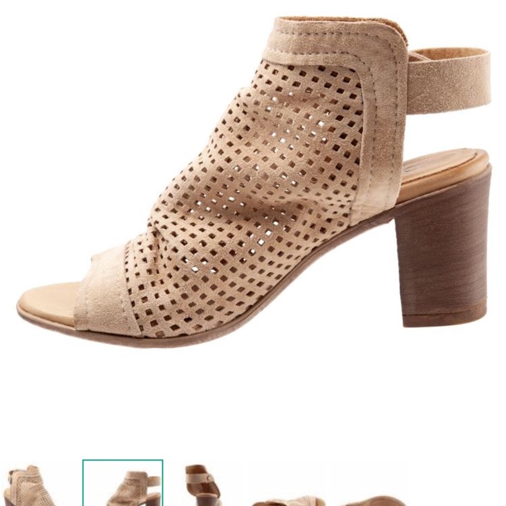 Like NEW worn once Bueno leather peep toe shoes